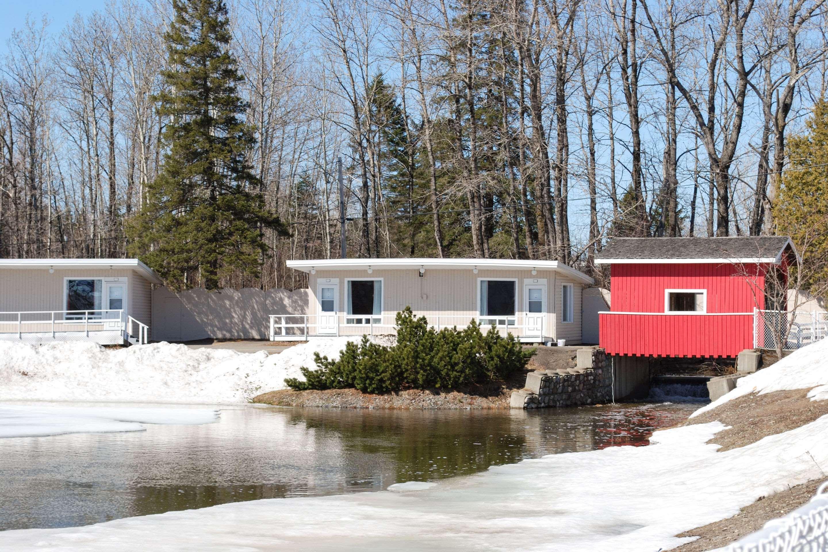 Rodeway Inn Grand Falls Exterior foto